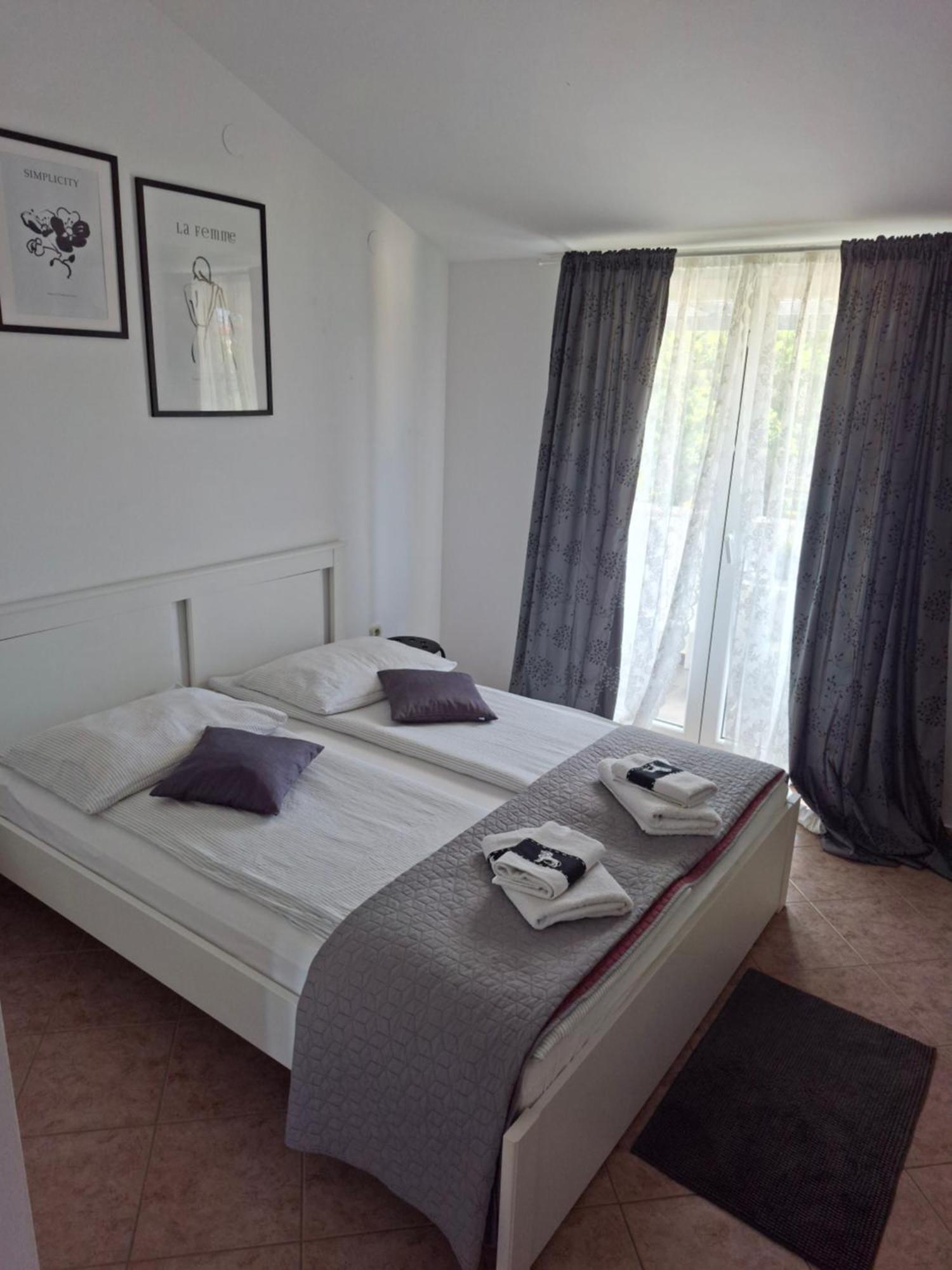 Martina Guest House Porec Ngoại thất bức ảnh